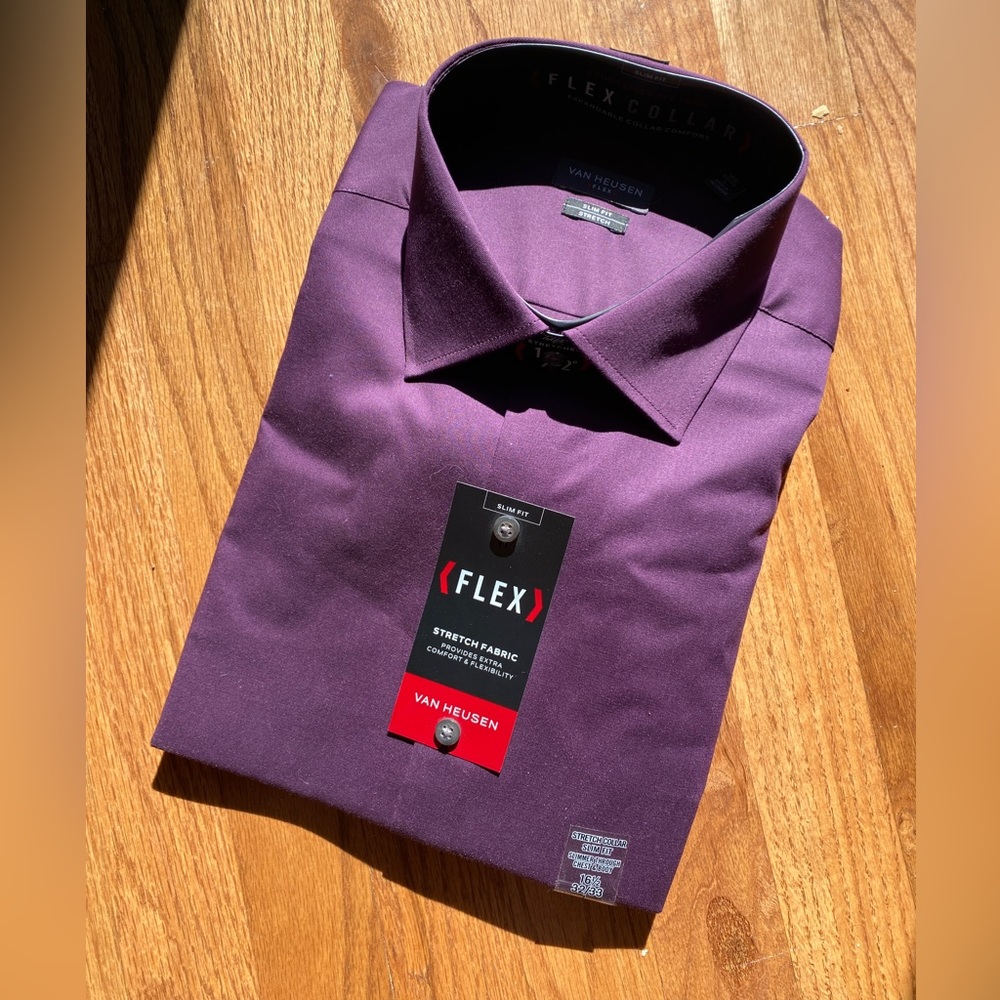 Van Heusen flex collar slim fit button down men’s shirt